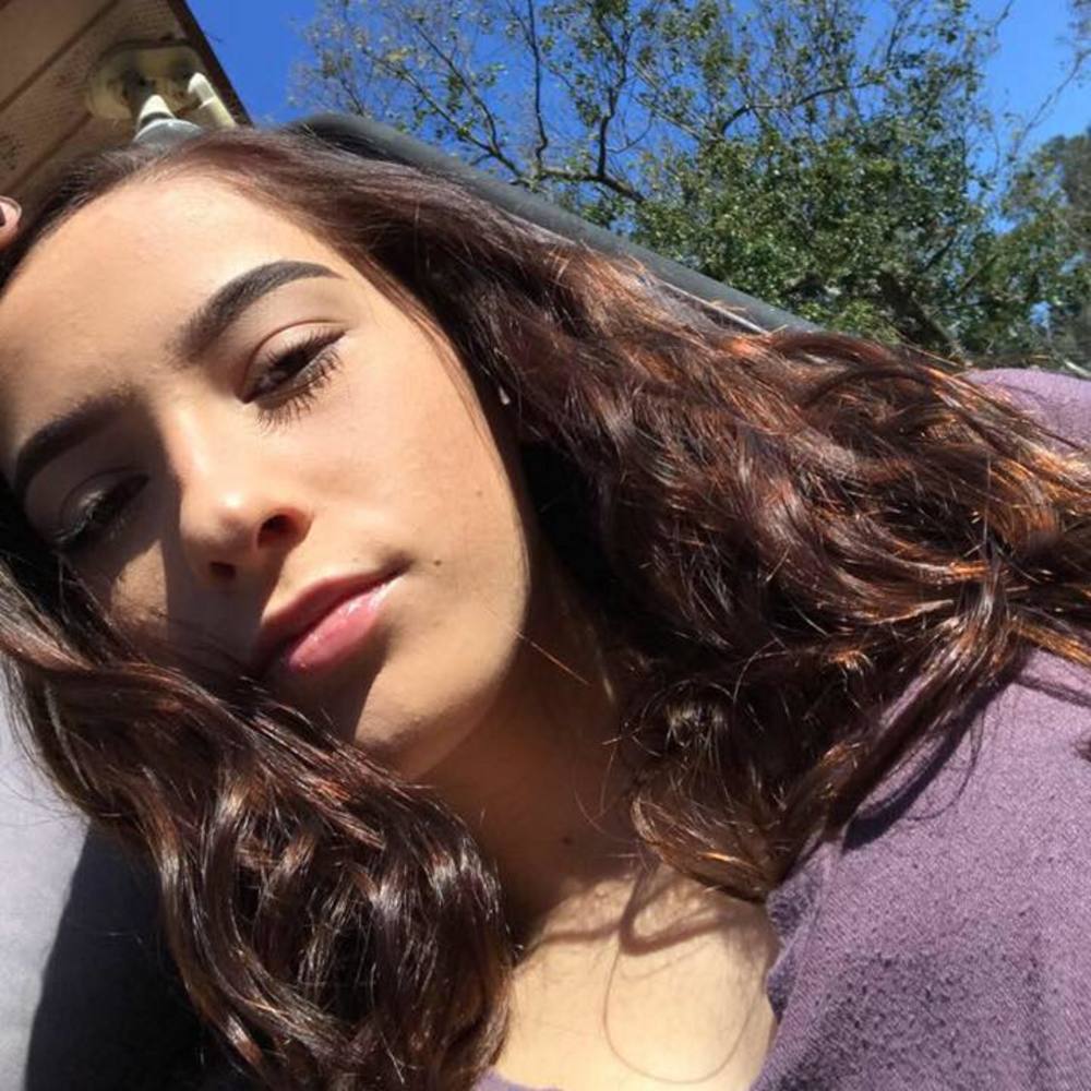 Meet your Posher, Julia